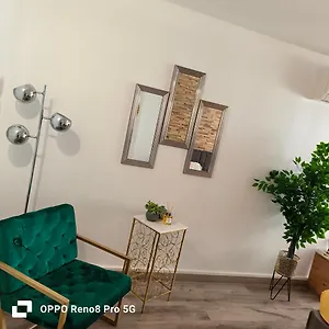 https://cosy-studio.fr-provencehotel.com